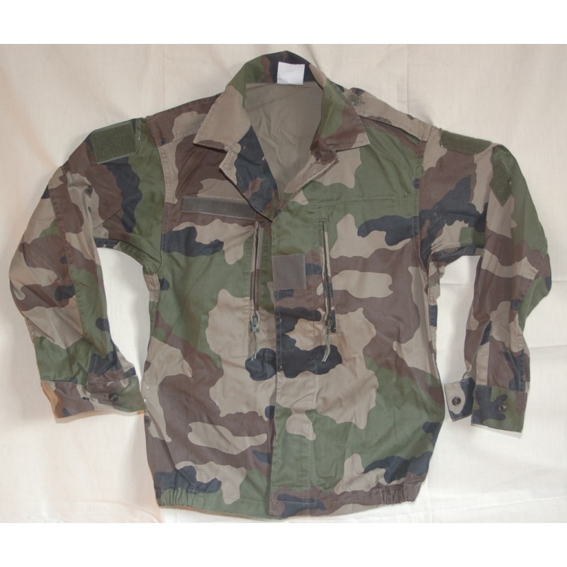 Arrivage prochain de tenues militaires